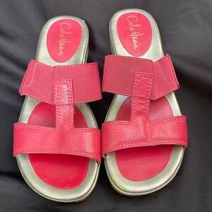Cole Haan NikeAir Women's Size 7 Red Slip-On Wedge Sandals - so comfortable!